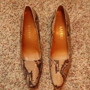 Ralph Lauren 3.25 inch heel snakeskin pumps size 9